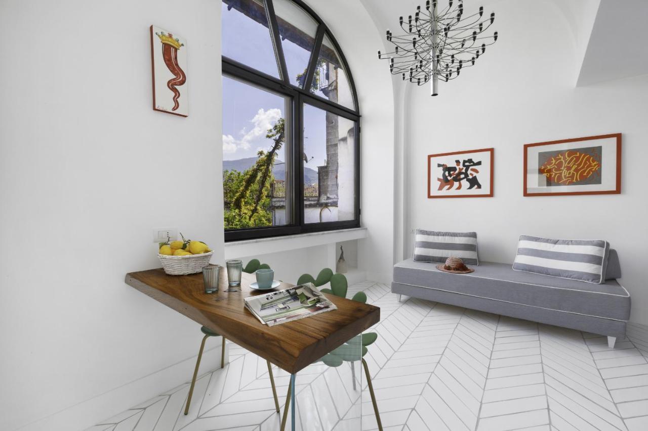 Estate4Home - Iommella Luxury Rooms Сант'Анджелло Экстерьер фото